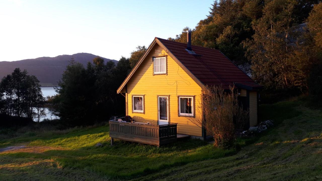 Eimind Feriehus Ask  Eksteriør bilde